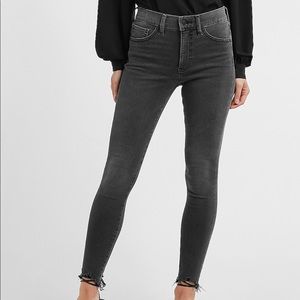 NWT Express skinny jeans size 6 LONG